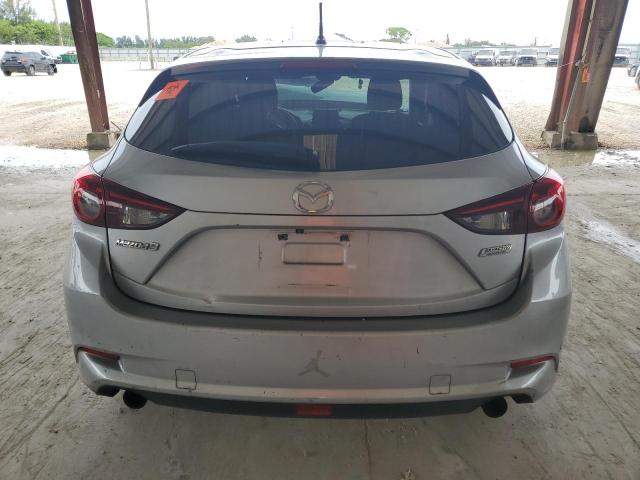 3MZBN1K77JM238112 - 2018 MAZDA 3 SPORT SILVER photo 6