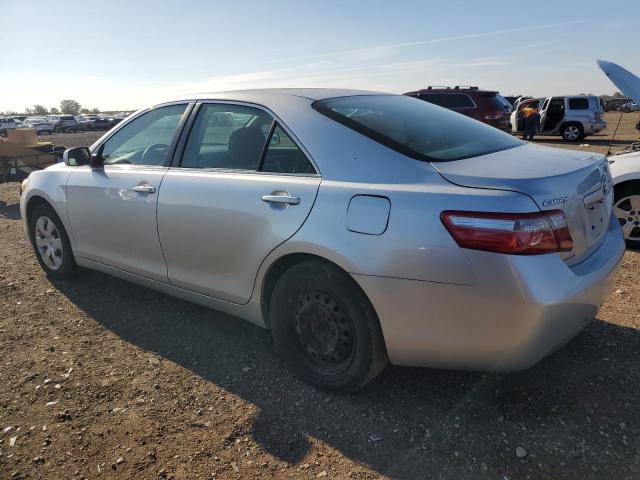 JTNBK46K873024828 - 2007 TOYOTA CAMRY LE 银色 照片 2