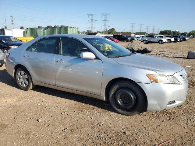 JTNBK46K873024828 - 2007 TOYOTA CAMRY LE 银色 照片 4