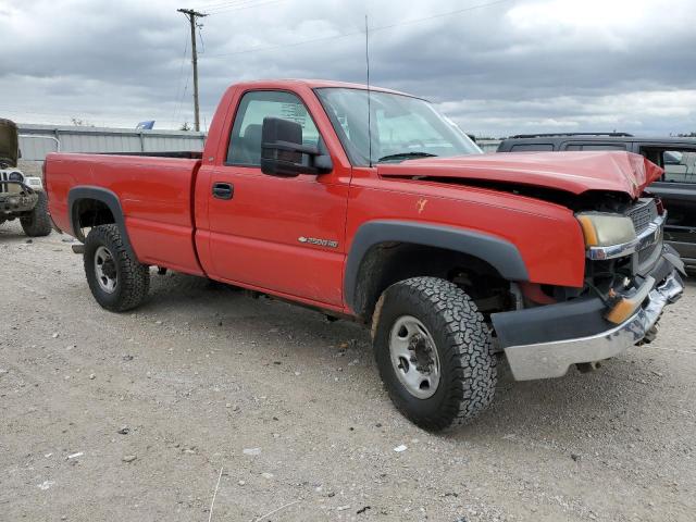 1GCHC24U04E295421 - 2004 CHEVROLET 2500 C2500 HEAVY DUTY RED photo 4