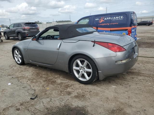 JN1AZ36A85M751510 - 2005 NISSAN 350Z ROADSTER SILVER photo 2