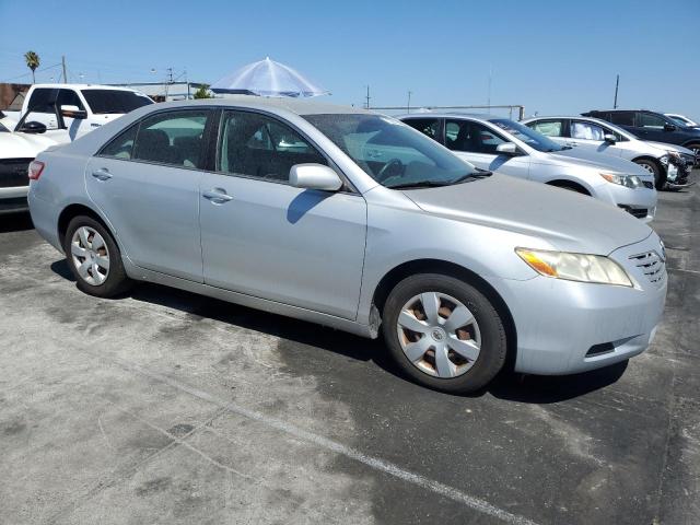 4T1BE46K07U125685 - 2007 TOYOTA CAMRY CE 银色 照片 4