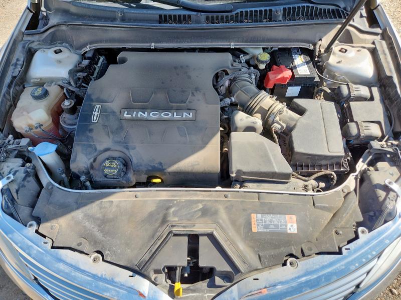 3LN6L2GK1GR613027 - 2016 LINCOLN MKZ SILVER photo 11