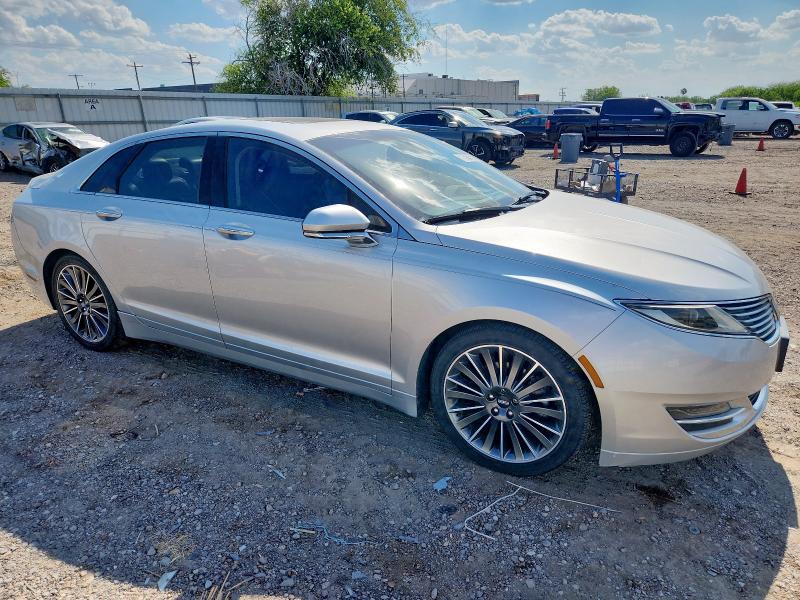 3LN6L2GK1GR613027 - 2016 LINCOLN MKZ SILVER photo 4