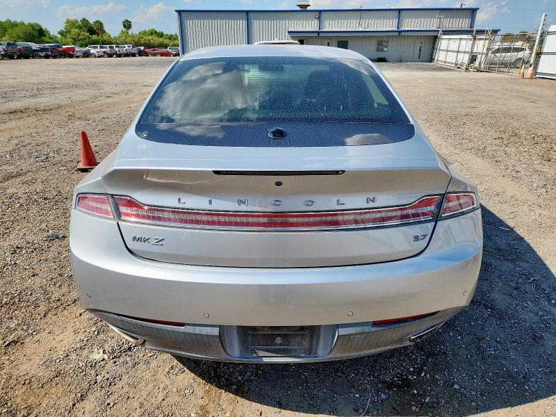 3LN6L2GK1GR613027 - 2016 LINCOLN MKZ SILVER photo 6