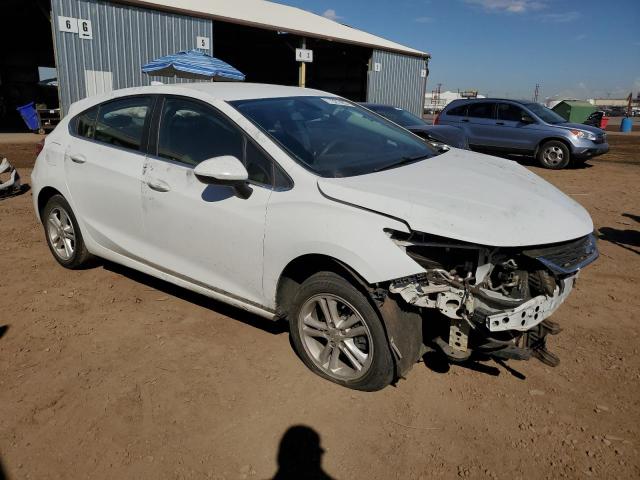 3G1BE6SM1JS651878 - 2018 CHEVROLET CRUZE LT WHITE photo 4