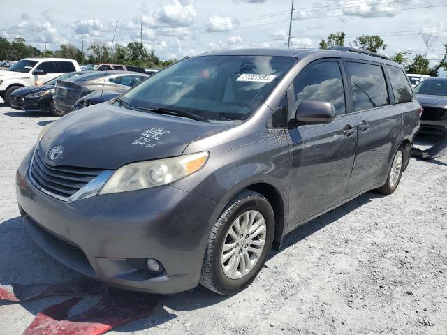 2014 TOYOTA SIENNA XLE, 