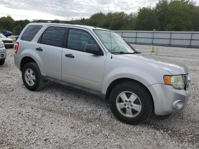 1FMCU03719KC68689 - 2009 FORD ESCAPE HYB XLT SILVER photo 4