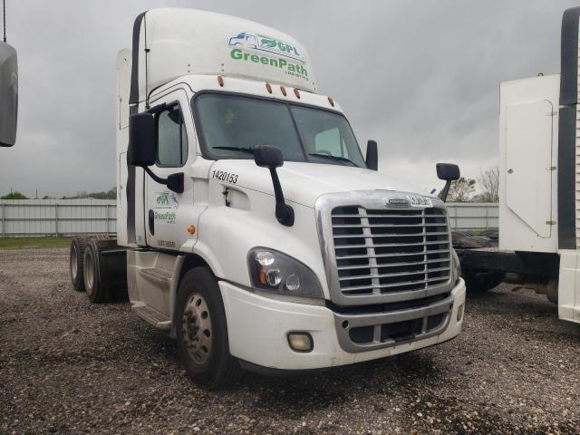 1FUJGBD95ELFV5760 - 2014 FREIGHTLINER CASCADIA 1 WHITE photo 1