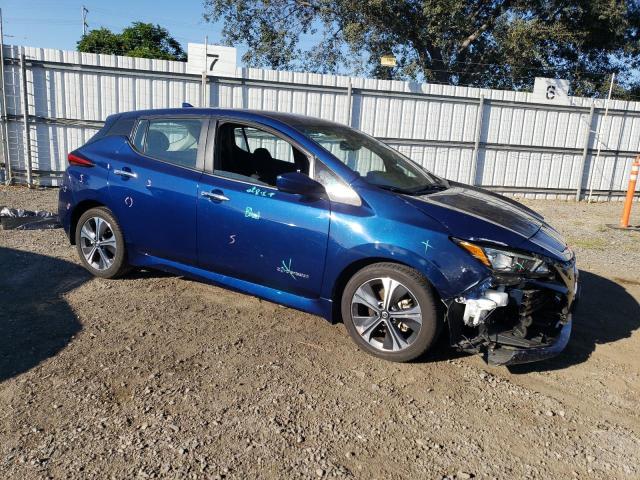 1N4AZ1CP4JC308545 - 2018 NISSAN LEAF S BLUE photo 4