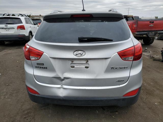 KM8JUCAC1BU314718 - 2011 HYUNDAI TUCSON GLS SILVER photo 6