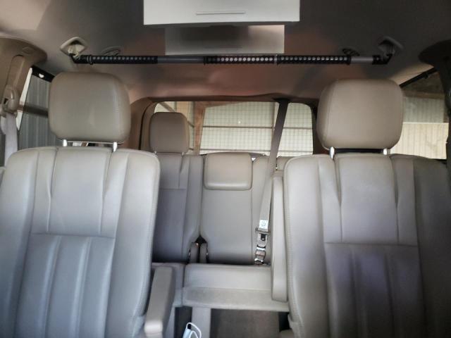 2C4RC1BG6FR675400 - 2015 CHRYSLER TOWN & COU TOURING RED photo 10