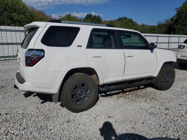 JTEBU5JR8L5769565 - 2020 TOYOTA 4RUNNER SR5/SR5 PREMIUM 白色 照片 3
