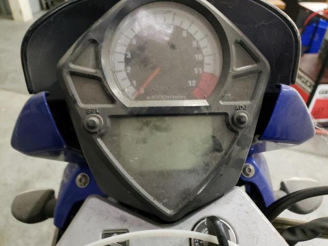 JS1VP53A252105020 - 2005 SUZUKI SV650 BLUE photo 8