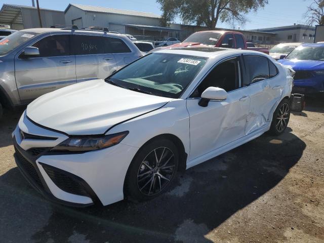 4T1S11AK6PU110853 - 2023 TOYOTA CAMRY SE NIGHT SHADE WHITE photo 1