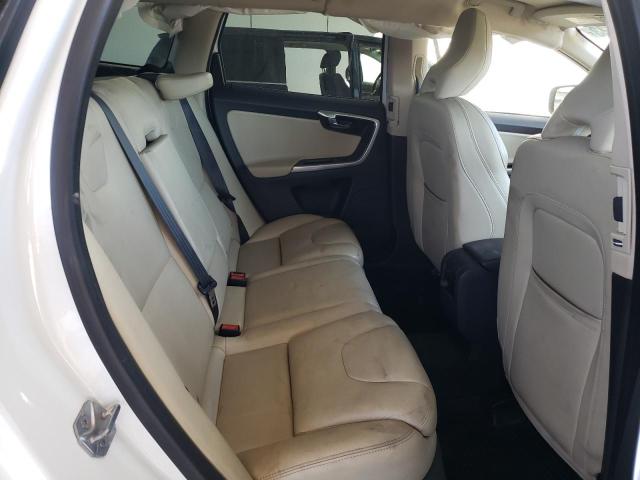 YV440MDR5H2225173 - 2017 VOLVO XC60 T5 DYNAMIC თეთრი ფოტო 11