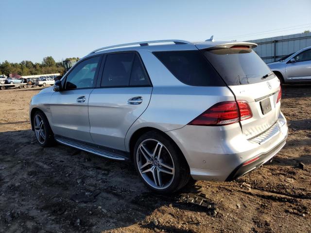 4JGDA6EB2JB127118 - 2018 MERCEDES-BENZ GLE 43 AMG SILVER photo 2