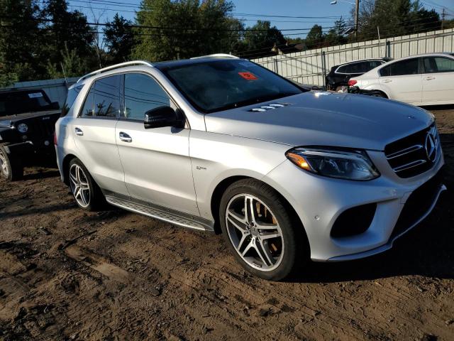 4JGDA6EB2JB127118 - 2018 MERCEDES-BENZ GLE 43 AMG SILVER photo 4