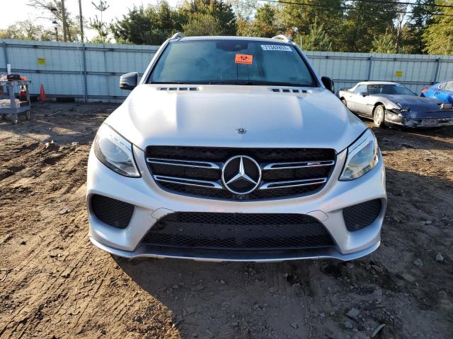 4JGDA6EB2JB127118 - 2018 MERCEDES-BENZ GLE 43 AMG SILVER photo 5