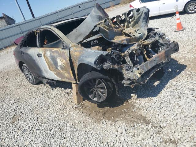 4T1BF1FK0HU702101 - 2017 TOYOTA CAMRY LE RED photo 4