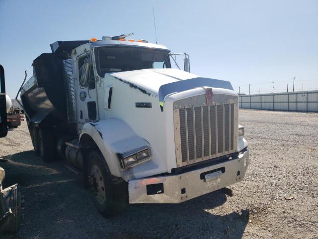 1XKDD49XX9J254534 - 2009 KENWORTH CONSTRUCTI T800 WHITE photo 1