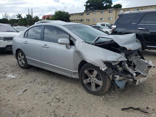 2HGFA1F61AH305255 - 2010 HONDA CIVIC LX-S 银色 照片 4