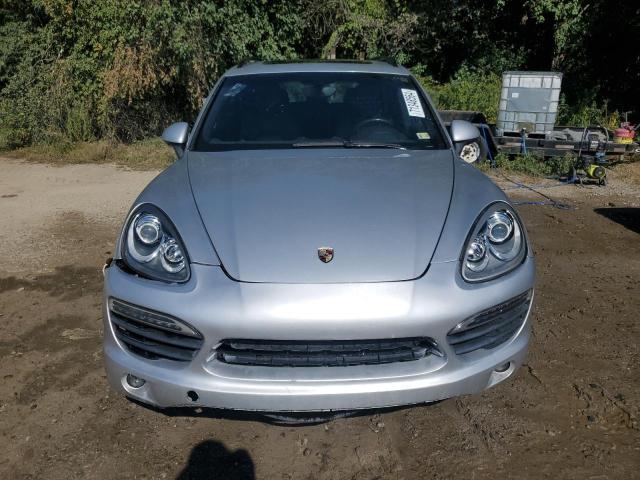 WP1AE3A29BLA92484 - 2011 PORSCHE CAYENNE S SILVER photo 5