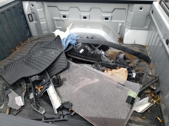 3GCUYDED2KG187091 - 2019 CHEVROLET SILVERADO K1500 LT Gümüş foto 13