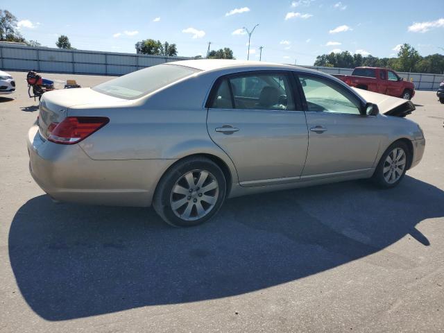 4T1BK36B35U017545 - 2005 TOYOTA AVALON XL GOLD photo 3