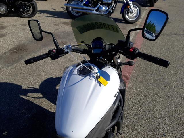 JKAENED13JDA07894 - 2018 KAWASAKI EN650 D WHITE photo 5