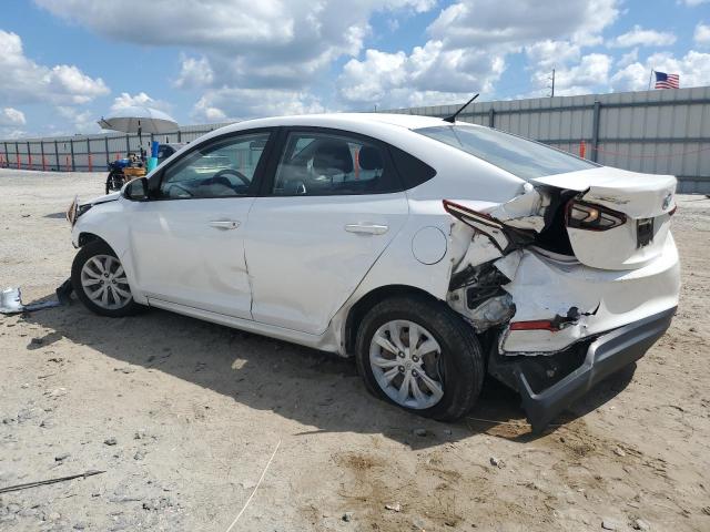 3KPC24A35KE062303 - 2019 HYUNDAI ACCENT SE WHITE photo 2