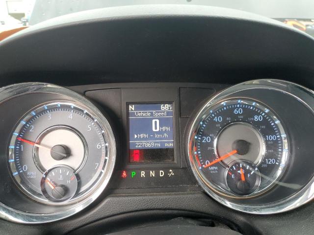 2C4RC1BG9DR556513 - 2013 CHRYSLER TOWN & COU TOURING BLACK photo 9