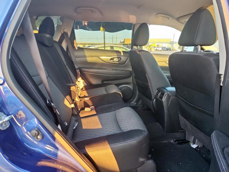 JN8AT2MT4HW143381 - 2017 NISSAN ROGUE S BLUE photo 10
