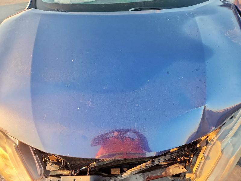 JN8AT2MT4HW143381 - 2017 NISSAN ROGUE S BLUE photo 11