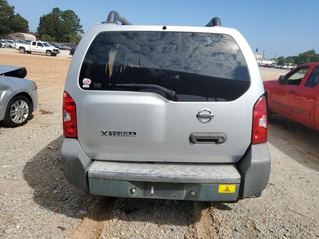 5N1AN08U58C537756 - 2008 NISSAN XTERRA OFF ROAD SILVER photo 6