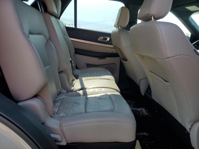 1FM5K8D83JGA75553 - 2018 FORD EXPLORER XLT 奶油色 照片 11