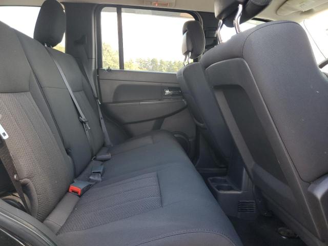 1J4PN2GK5BW530462 - 2011 JEEP LIBERTY SPORT BLACK photo 11