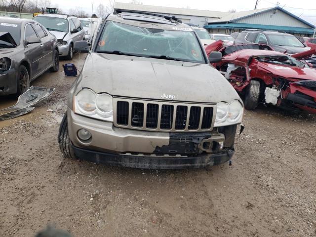 1J8GR48K25C646818 - 2005 JEEP GRAND CHER LAREDO 棕色 照片 5