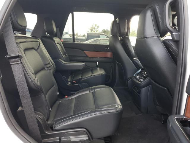 5LMJJ2LT3KEL26330 - 2019 LINCOLN NAVIGATOR RESERVE WHITE photo 10