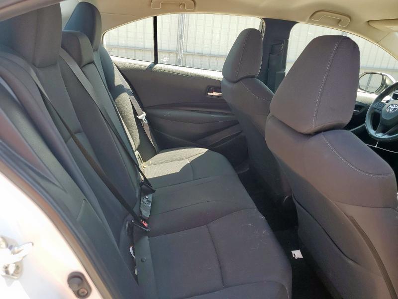 5YFEPMAE7MP203644 - 2021 TOYOTA COROLLA LE WHITE photo 10