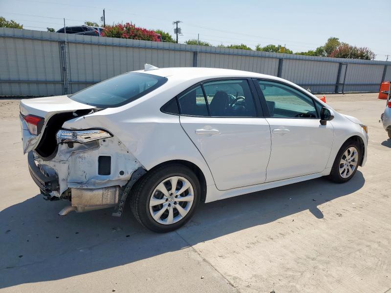 5YFEPMAE7MP203644 - 2021 TOYOTA COROLLA LE WHITE photo 3