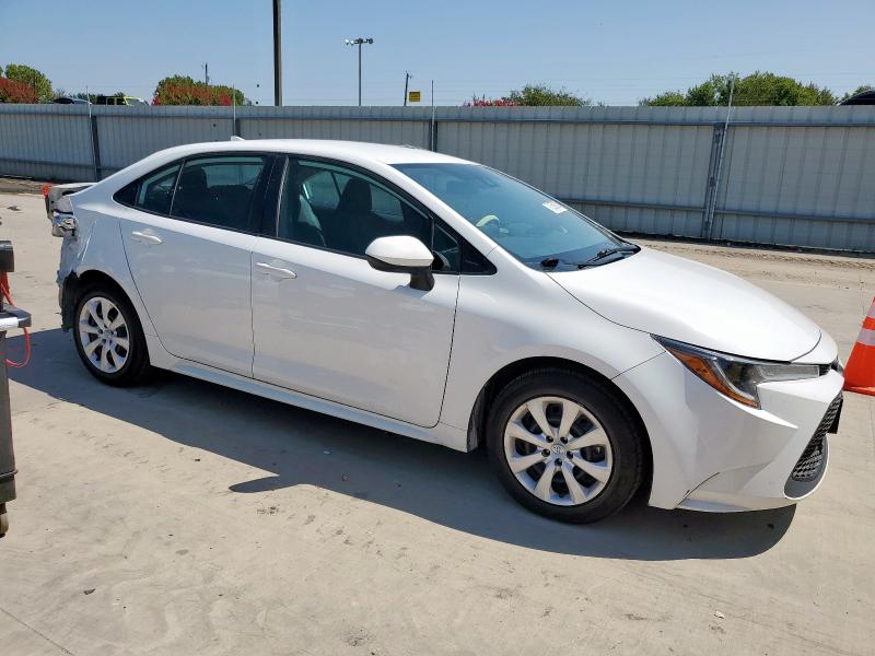 5YFEPMAE7MP203644 - 2021 TOYOTA COROLLA LE WHITE photo 4