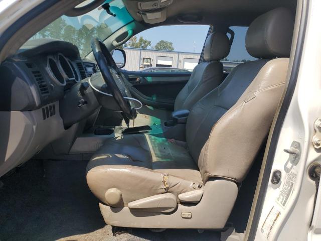 JTEZU14R550046100 - 2005 TOYOTA 4RUNNER SR5 أبيض صورة 7