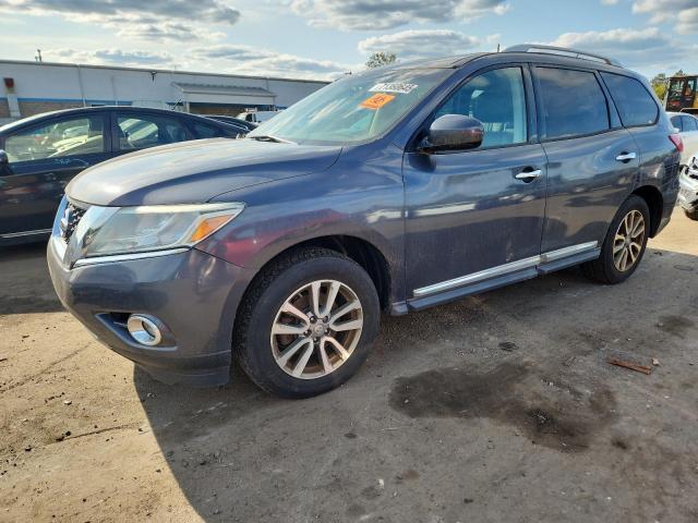 2013 NISSAN PATHFINDER S, 