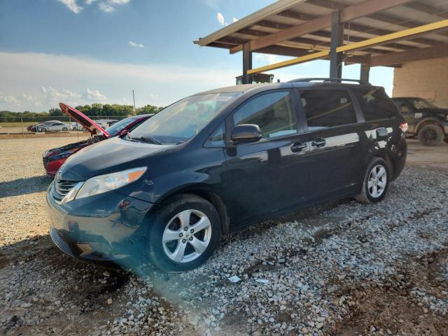 2011 TOYOTA SIENNA LE, 