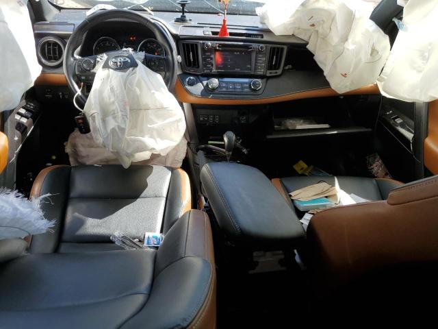 JTMNFREV5JJ723433 - 2018 TOYOTA RAV4 SE WHITE photo 8