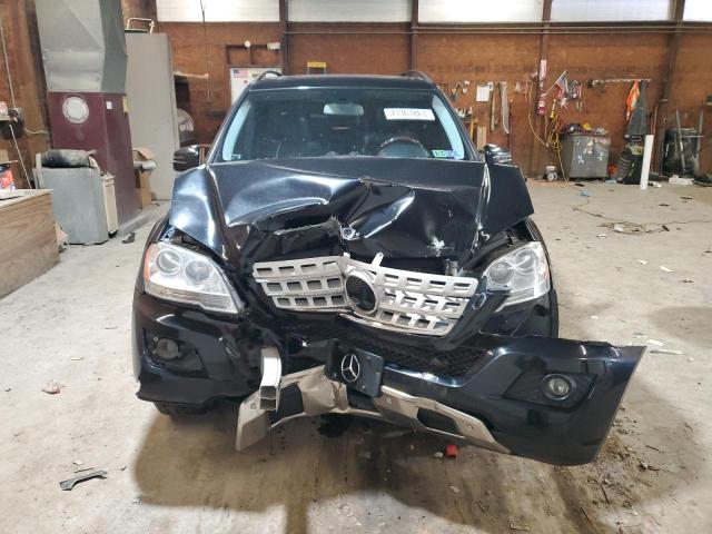 4JGBB8GB1BA679732 - 2011 MERCEDES-BENZ ML 350 4MATIC BLACK photo 5