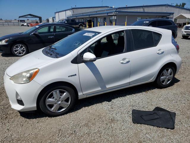 2013 TOYOTA PRIUS C, null