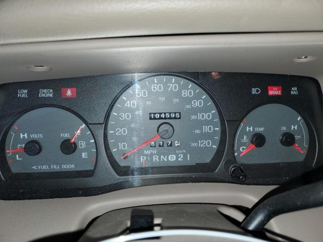 2MEFM74W84X676434 - 2004 MERCURY GRAND MARQUIS GS CREAM photo 9