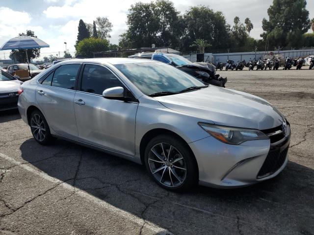 4T1BF1FK4GU150777 - 2016 TOYOTA CAMRY LE SILVER photo 4